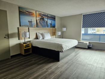 Standard Room, 1 King Bed, Smoking