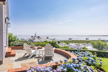 Suite, 2 Queen Beds, Ocean View (Master)