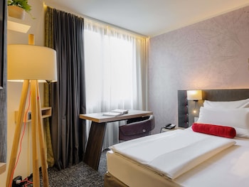 Standard Room, 1 Double Bed
