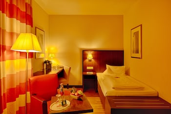 Single Room (Plus)