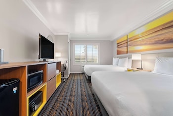 Premier Room, 2 Queen Beds, Non Smoking
