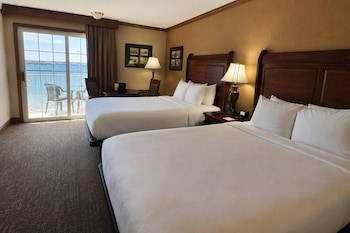Deluxe Room, 2 Queen Beds, Balcony, Lake View
