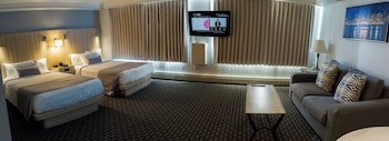 Premium Studio, 2 Double Beds