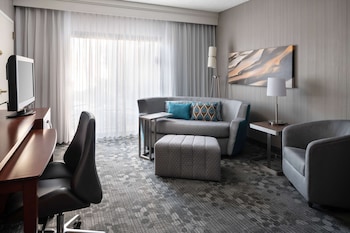 Suite, 2 Double Beds (Balcony)