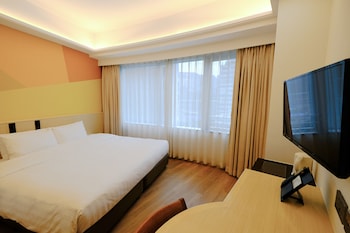 Pacific Grand - Double Bed