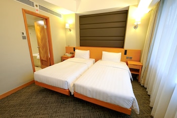 Grand Studio - Twin Bed
