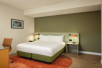 Deluxe Room, 1 King Bed
