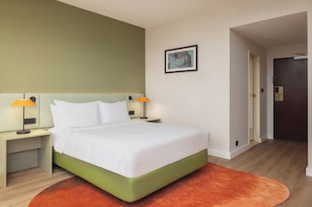 Superior Room, 1 King Bed