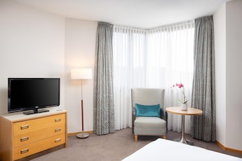 Superior Room, 1 King Bed
