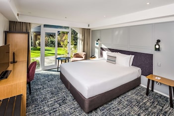 Deluxe Room, 1 King Bed, Non Smoking