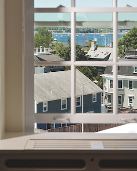 Junior Suite, Accessible (Rosecliff)