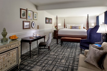 Junior Suite, Mobility Accessible (Rosecliff)