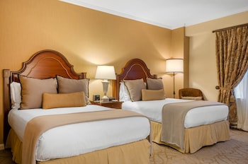 Premier Double Room, 2 Double Beds