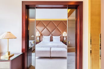Grand Suite (Prestige Champs-Elysées)
