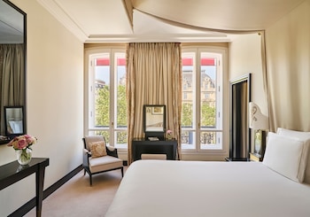 Signature Suite (Champs Elysées)