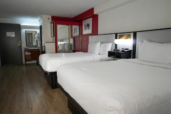 Room, 2 Queen Beds, Non Smoking