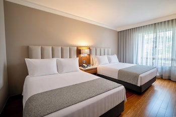 Classic Room, 2 Double Beds, Accessible