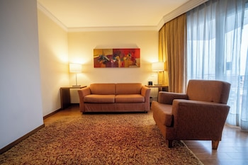 Business Suite, 1 Queen Bed