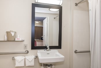 Superior Room, 1 King Bed, Accessible (Roll-In Shower, Smoke Free)