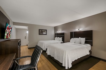 Superior Room, 2 Queen Beds (Smoke Free)