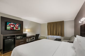 Standard Suite, 1 King Bed, Jetted Tub (Kitchenette, Smoke Free)