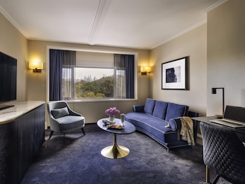 Junior Suite, 1 King Bed