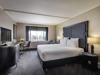Superior Room, 1 King Bed