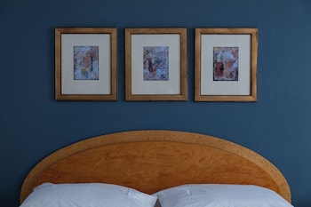Standard Quayside Room with One Double Bed