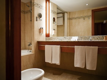Superior Room, Multiple Beds