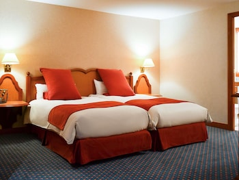 Executive Suite, Multiple Beds