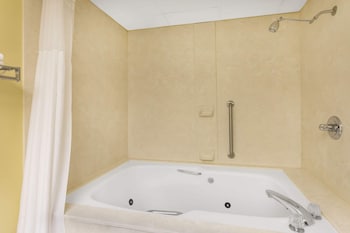 Room, 1 King Bed, Accessible, Non Smoking