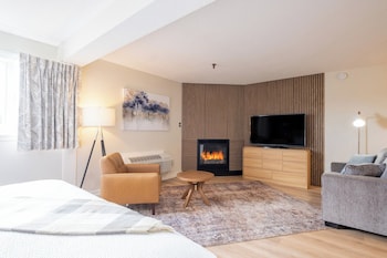 Premium King Fireplace