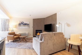 Premium King Fireplace