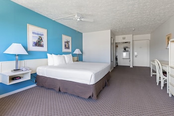 Standard Room, 1 King Bed