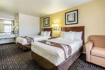 Standard Double Room, 2 Double Beds, Non Smoking