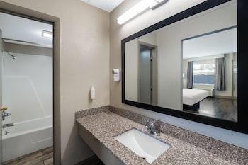 Room, 2 Queen Beds, Non Smoking