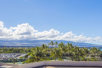 Room, 2 Queen Beds, Resort View