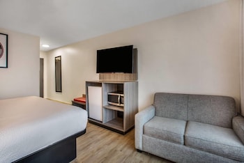 Room, 1 King Bed, Non Smoking (Second Floor)