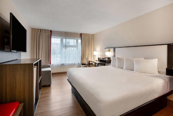 Room, 1 King Bed, Non Smoking (Second Floor)
