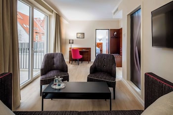 Suite, 1 Double Bed with Sofa bed, Annex Building (with Sofabed)