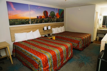 Standard Room, 2 Queen Beds, Smoking
