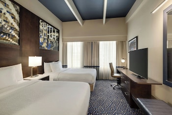 Family Room, Multiple Beds