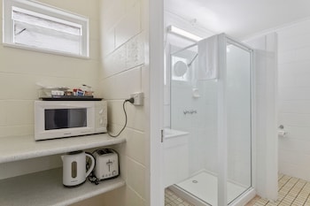 Standard Twin Room (Upstairs)