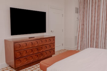 Premier Suite, 1 King Bed