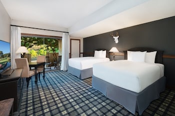 Standard Room, 2 Queen Beds (Double Queen Guest Room)