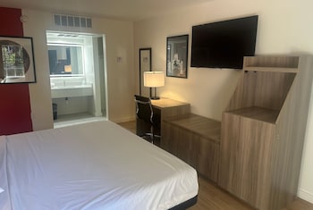 Room, 1 King Bed, Non Smoking