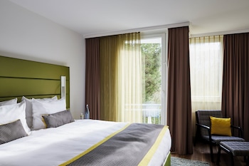 Standard Room, 1 Double Bed, Garden View