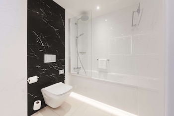 Junior Suite (High Floor)