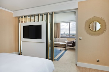 Junior Suite (High Floor)