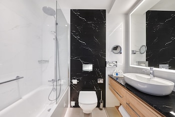 Superior Room (High Floor)